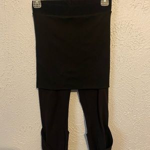 Lululemon Leggings/ Skirt size 4!